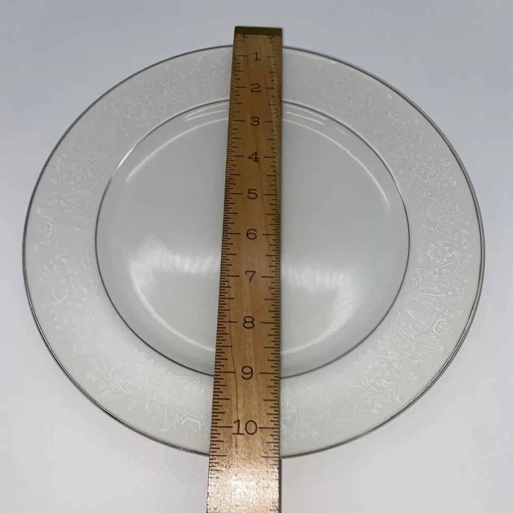 2 Crown Victoria Lovelace China 10.5” Dinner Plates Replacement